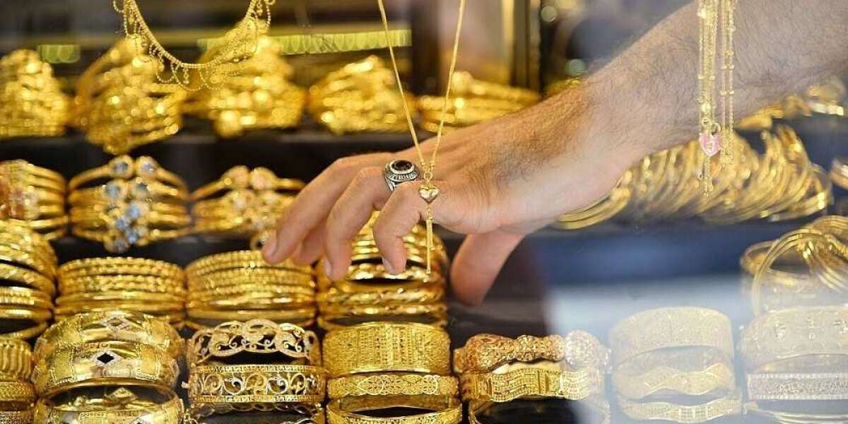 Price of Gold Increases by Almost Rs. 10,000 Per Tola in Two Days