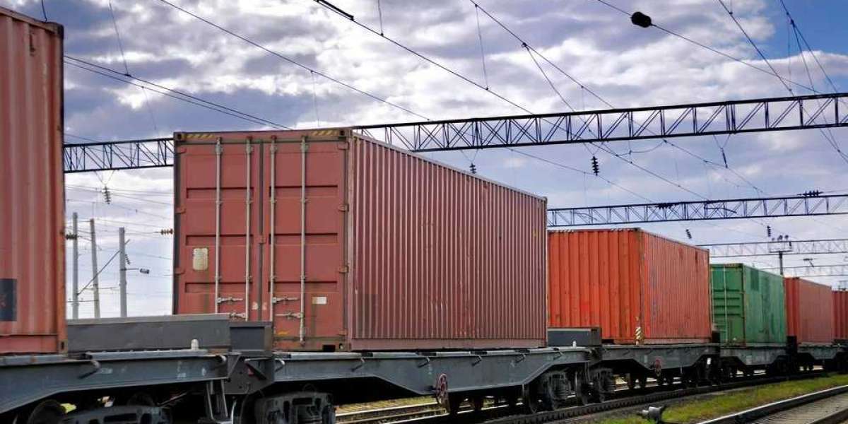 Features of international boxcar transportation of large equipment