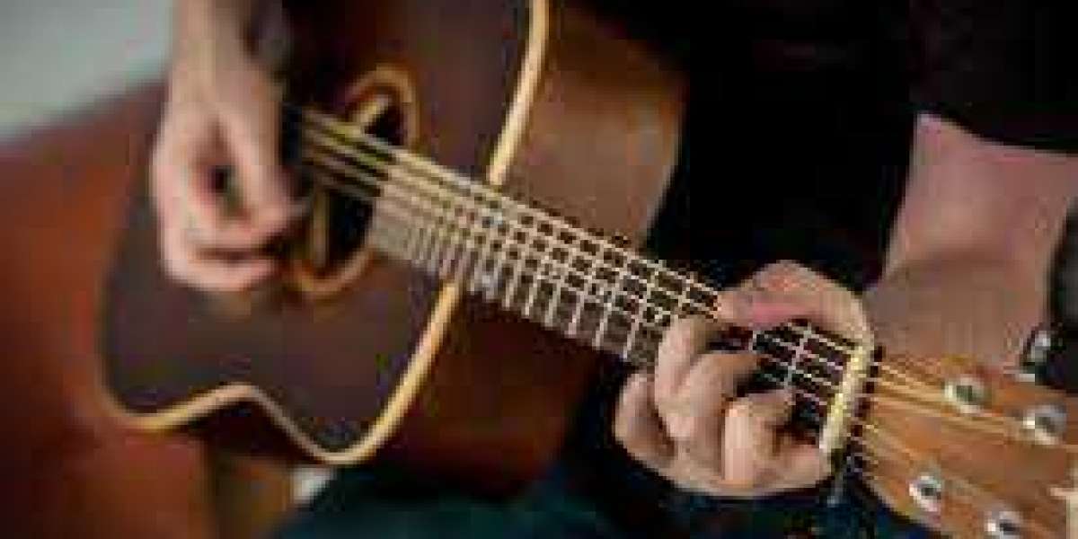 Gratter les cordes : chansons simples pour jouer du ukulélé