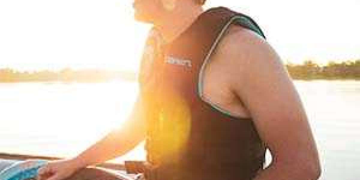 Unleashing the Style in Men's Life Jackets