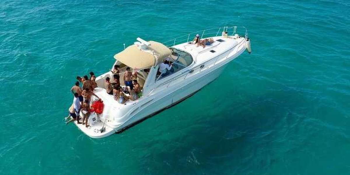 Luxury Afloat: Yacht Rental Services in Cancun