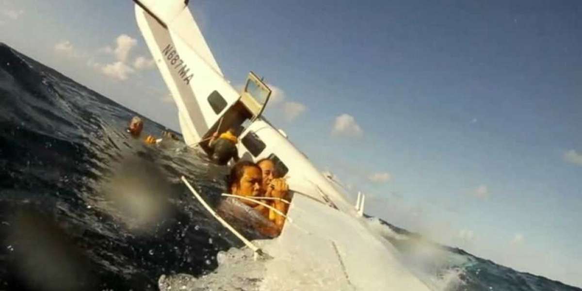 What Happens When a Plane Crashes/Lands in the Ocean?