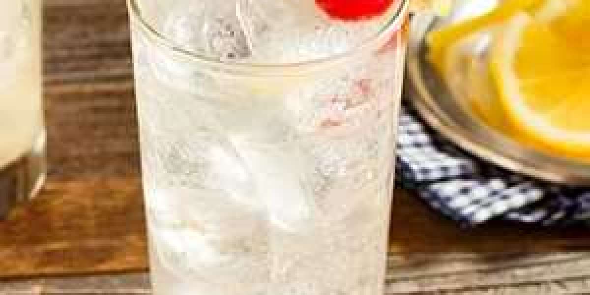 How to Make a Tom Collins Cocktail