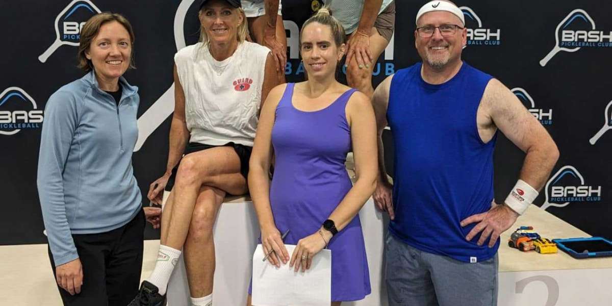 Discover Why Pickleball in Royal Oak MI Is Going Viral!